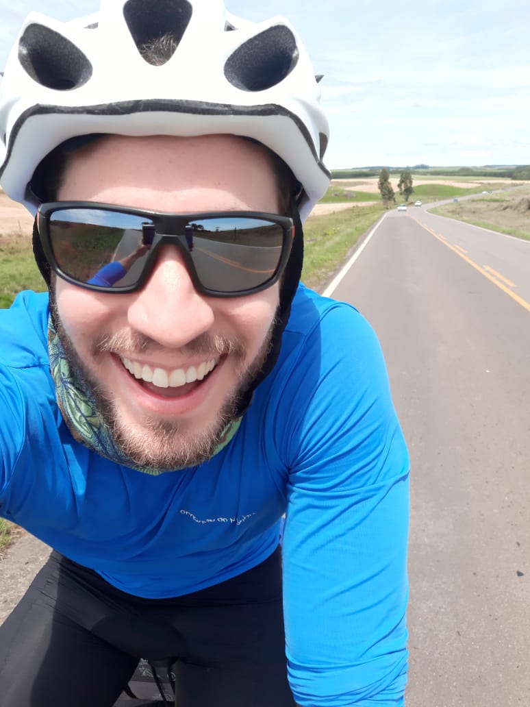 Blogueiro pedalará 3mil km para ajudar pessoas com deficiência física
