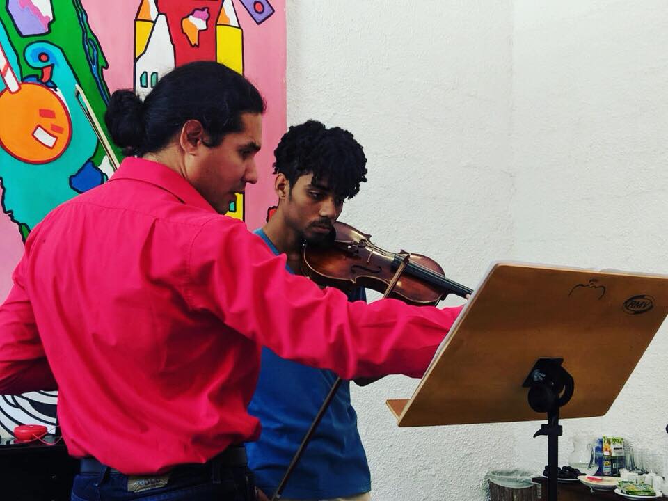 MASTERCLASSES GRATUITA: Mozarteum Brasileiro promove Masterclasses de violino com Oscar Bohórquez, em São Paulo