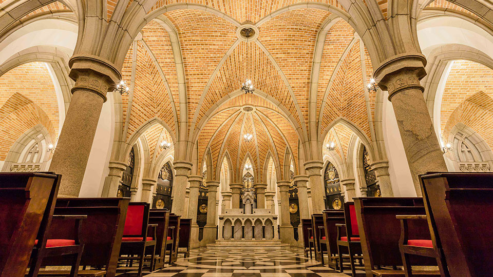 Concertos na Cripta da Catedral da Sé – 100 anos – Grupo Madrigal Encanto