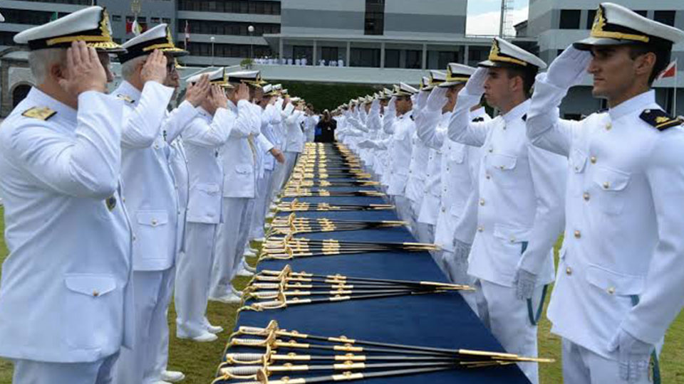 Oficiais temporários da Marinha: inscrições abertas até dia 4